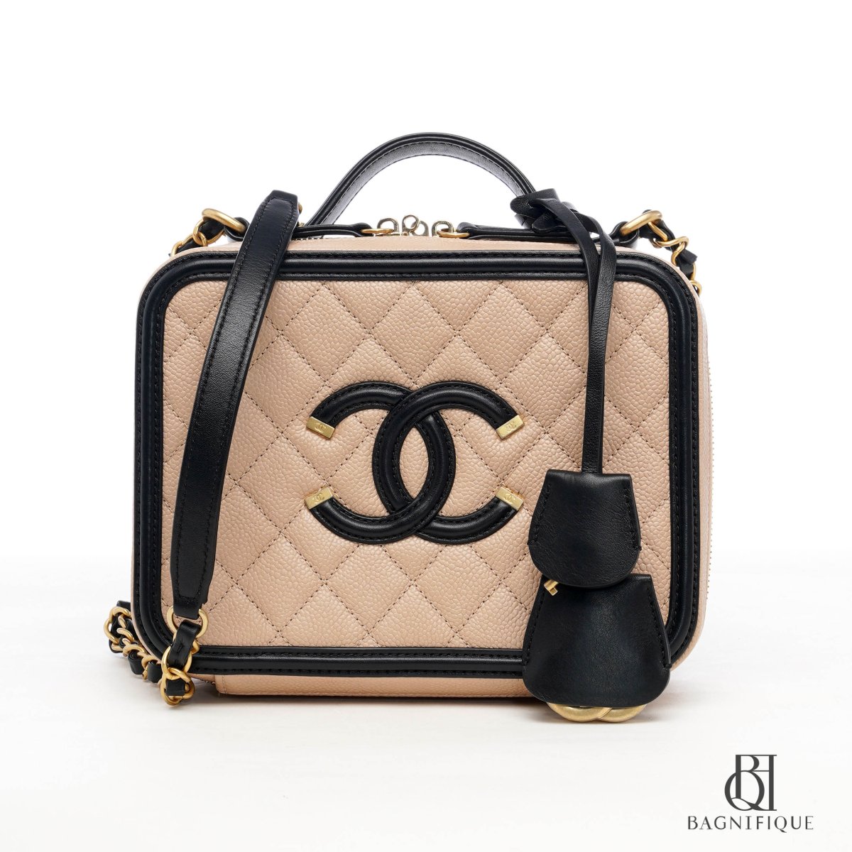 Chanel vanity beige new arrivals black