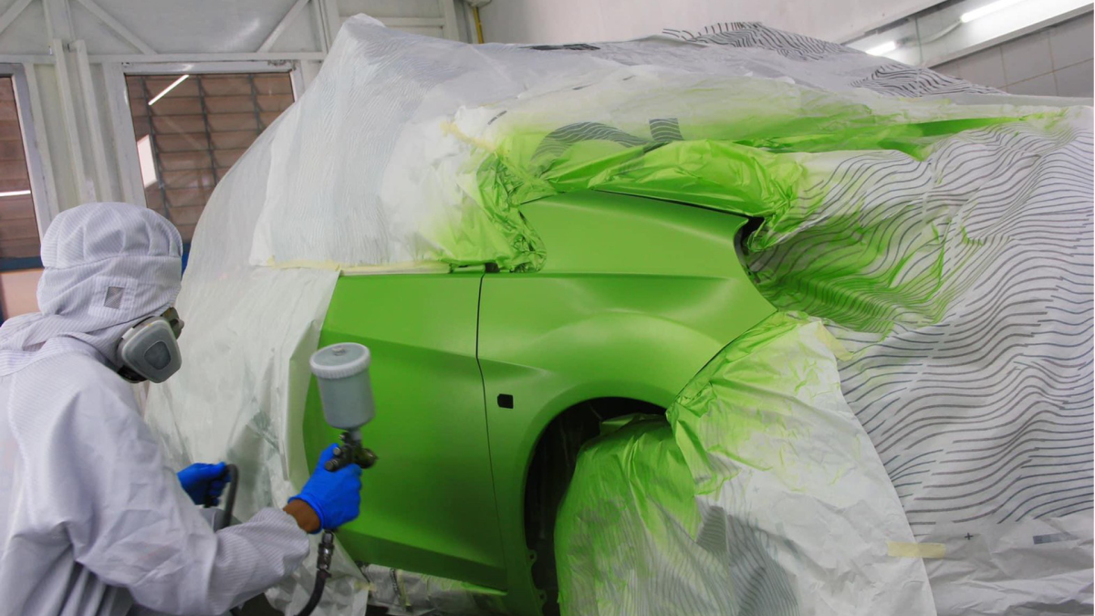 เคาะพ่นสีตัวถังรถยนต์ risingimex