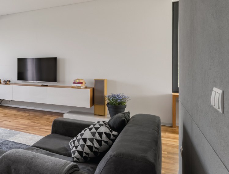 “ฝังผนัง” หรือ “เดินลอย” “ฝังผนัง” หรือ “เดินลอย”