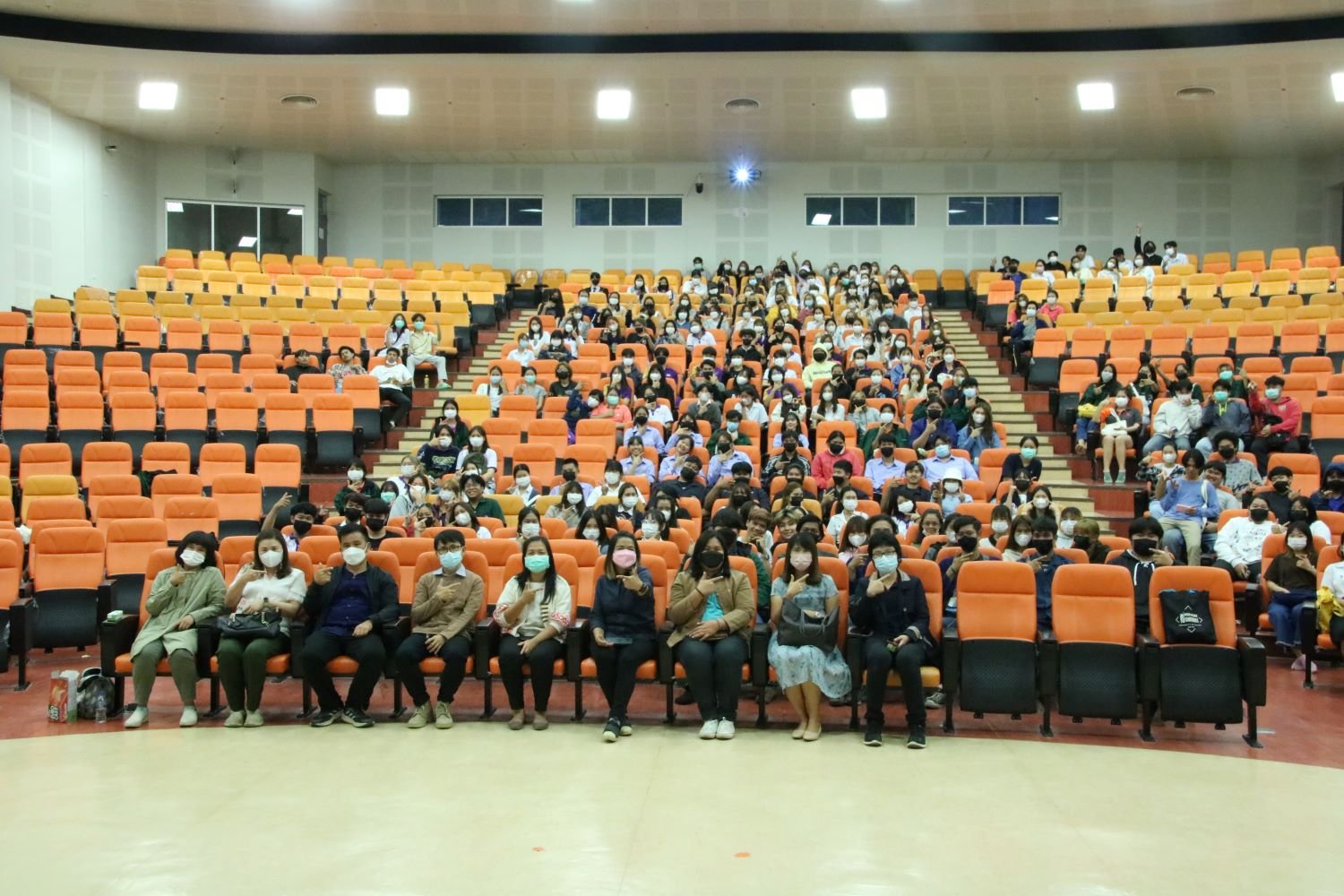 Q & A อาจารย์พบน้องนิสิต Aggie คณะเกษตรศาสตร์และทรัพยากรธรรมชาติ มหาวิทยาลัยพะเยา Q & A อาจารย์พบน้องนิสิต Aggie คณะเกษตรศาสตร์และทรัพยากรธรรมชาติ มหาวิทยาลัยพะเยา