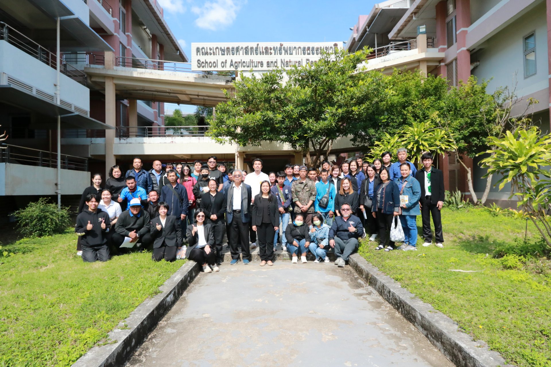 UP School of Agriculture Welcomes Beekeepers for Knowledge Exchange on Artificial Pollen Technology