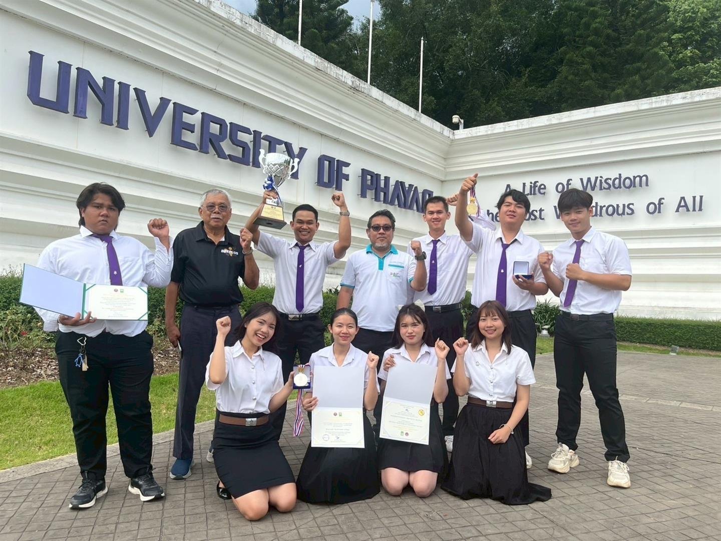 UP Agriculture Students Win National Gold and Silver Medals for Innovative Beekeeping and Bee-Based Soy Sauce