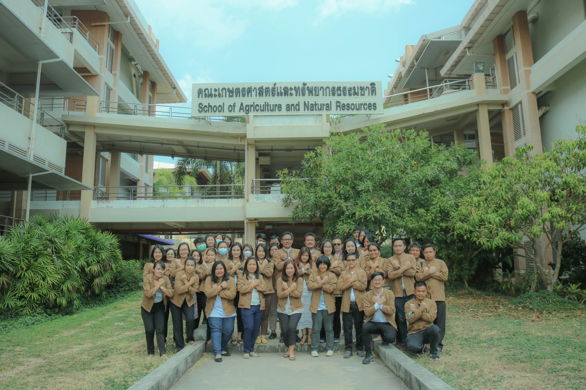 คณะเกษตรศาสตร์ฯ จัดโครงการประชุมบุคลากรคณะเกษตรศาสตร์เพื่อแสดงเจตจำนงความโปร่งใส ซื่อสัตย์ สุจริต และทำบุญตักบาตร คณะเกษตรศาสตร์ฯ จัดโครงการประชุมบุคลากรคณะเกษตรศาสตร์เพื่อแสดงเจตจำนงความโปร่งใส ซื่อสัตย์ สุจริต และทำบุญตักบาตร