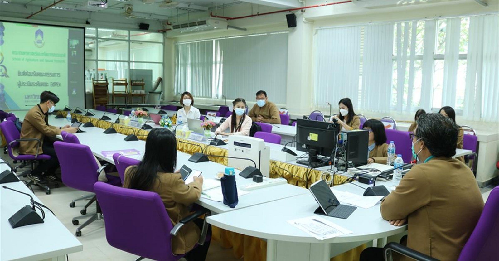 คณะเกษตรศาสตร์และทรัพยากรธรรมชาติ มหาวิทยาลัยพะเยา รับการตรวจประเมินการประกันคุณภาพการศึกษาระดับคณะ ประจำปี 2564 EdPEx คณะเกษตรศาสตร์และทรัพยากรธรรมชาติ มหาวิทยาลัยพะเยา รับการตรวจประเมินการประกันคุณภาพการศึกษาระดับคณะ ประจำปี 2564 EdPEx