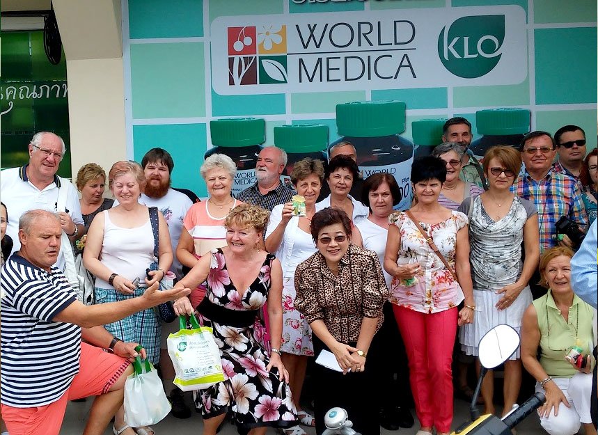 A team of pharmacists from Hungary Pay attention to come to visit the factory A team of pharmacists from Hungary Pay attention to come to visit the factory