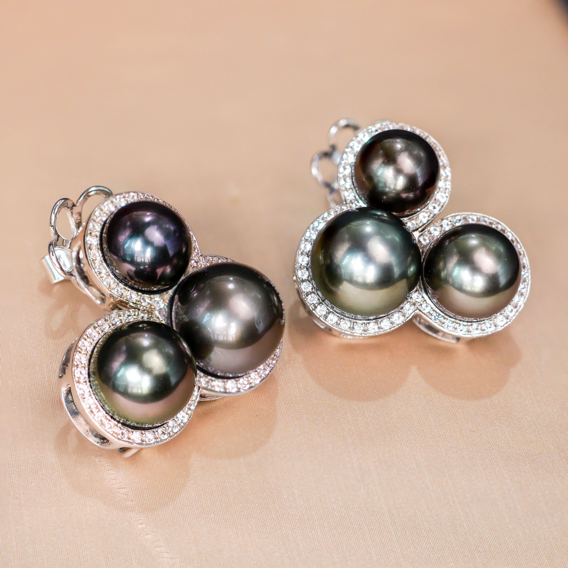 Approx. 8.79 - 11.06 mm, Tahitian Pearl, Circle Triangle Dangle Pearl ...