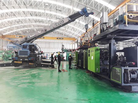 การติดตั้งระบบไฟฟ้าภายในอาคารอุตสาหกรรมโดยผู้เชี่ยวชาญรับเหมางานระบบไฟฟ้า การติดตั้งระบบไฟฟ้าภายในอาคารอุตสาหกรรมโดยผู้เชี่ยวชาญรับเหมางานระบบไฟฟ้า