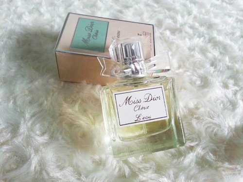  เทสเตอร์ Christian Dior Miss Dior Cherie L'eau (เขียว) ขนาด 15ml (หัวสเปรย์)