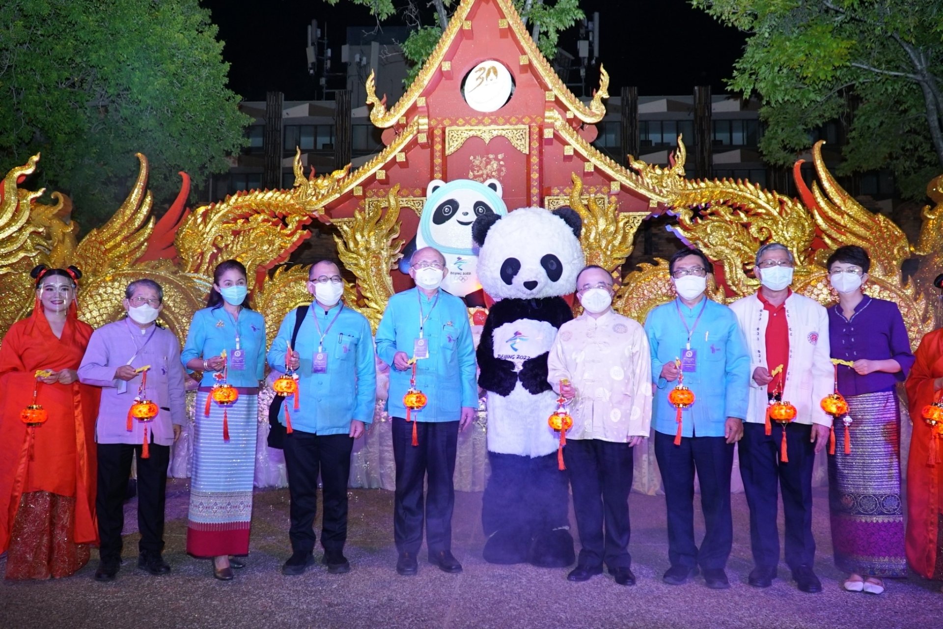 บจก.สิโนไทย เอ็ดดูเคชั่น เทคโนโลยี พร้อมทีมงานเข้าร่วมงานจัดแสดงรถกระทงจากสถานกงสุลใหญ่แห่งสาธารณรัฐประจำเชียงใหม่  บจก.สิโนไทย เอ็ดดูเคชั่น เทคโนโลยี พร้อมทีมงานเข้าร่วมงานจัดแสดงรถกระทงจากสถานกงสุลใหญ่แห่งสาธารณรัฐประจำเชียงใหม่