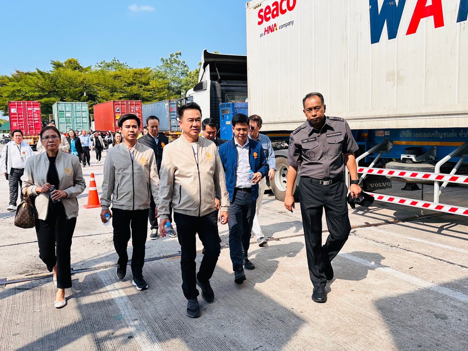 DSI ร่วมประชุมเพื่อยกระดับควบคุม ตรวจสอบการนำเข้าสินค้าเกษตรกับ คณะกรรมาธิการเกษตรและสหกรณ์ ณ อาคารศุลกากรท่าเรือแหลมฉบัง