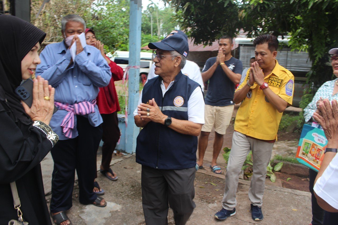 มูลนิธิกุศลธรรมภูเก็ตช่วยเหลือกรณีบ้านไฟไหม้และมอบสิ่งของแก่ประชาชนกลุ่มเปราะบางในพื้นที่อำเภอถลาง