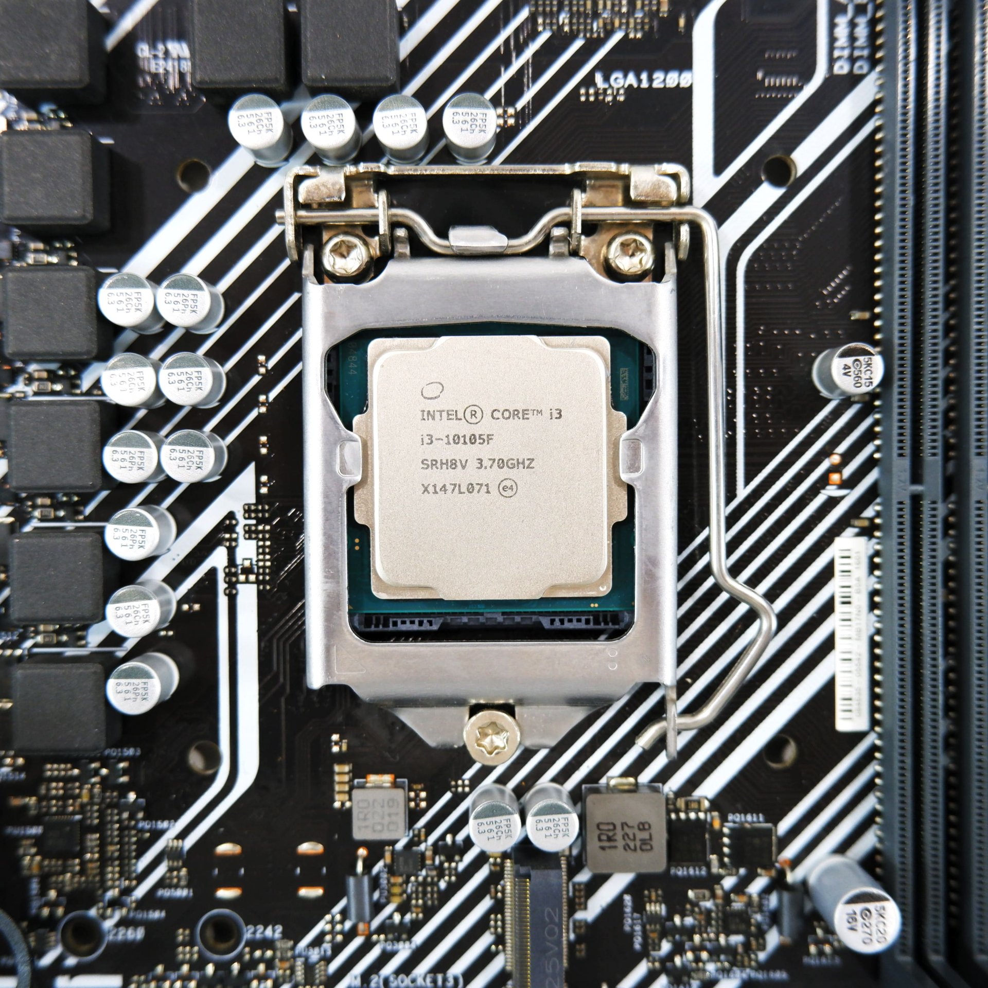 ชุดซีพียูพร้อมเมนบอร์ด CPU : INTEL CORE I3-10105F + MB : ASUS