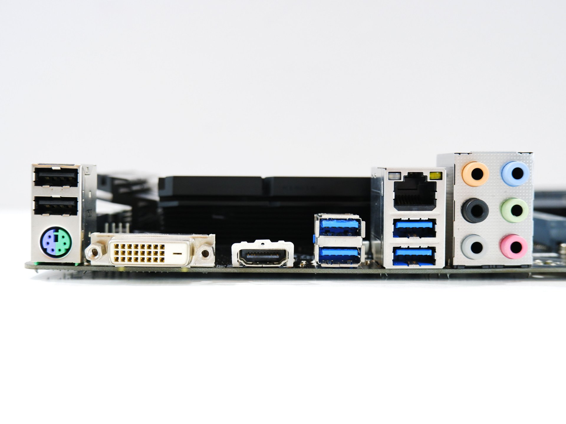 ชุดซีพียูพร้อมเมนบอร์ด CPU : INTEL CORE I5-8600K + MB : GIGABYTE Z370 ...