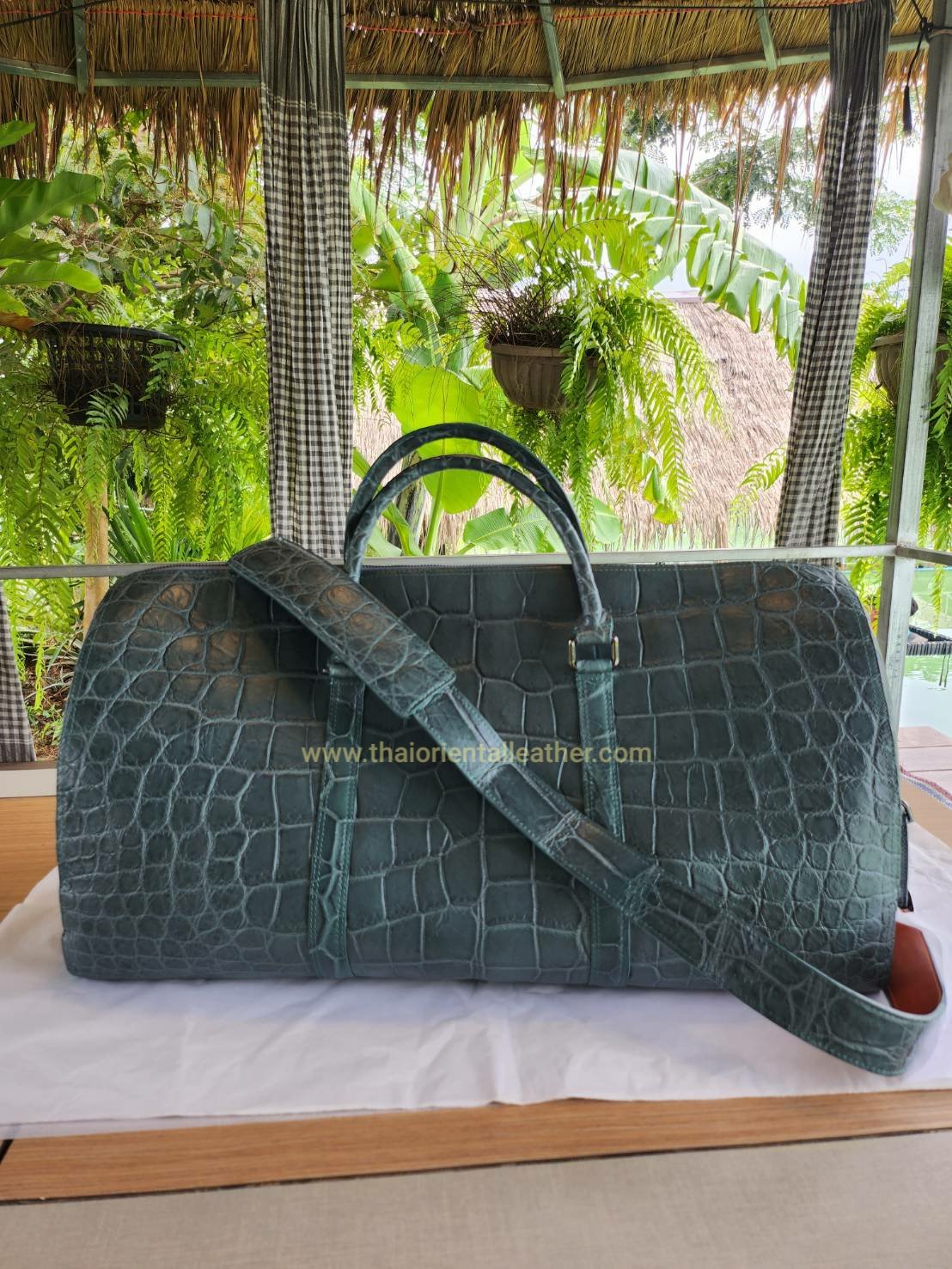 Genuine Belly Crocodile Leather Luggage Bag / Duffle Bags for Men in Grey Crocodile Skin  #CRM502L