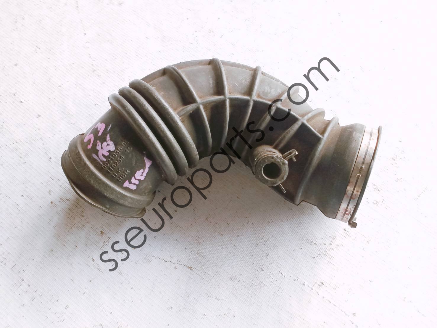 R53 deals intake tube