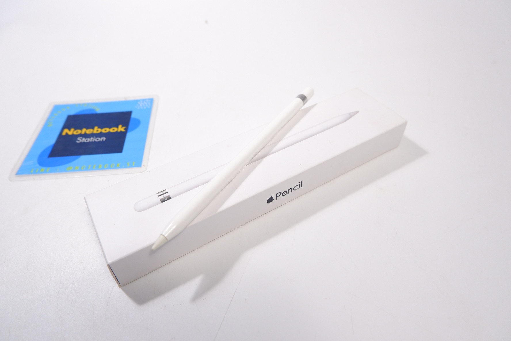 Apple Pencil Gen 1 สภาพสวย ครบยกกล่อง ราคาเพียง 1,990.-