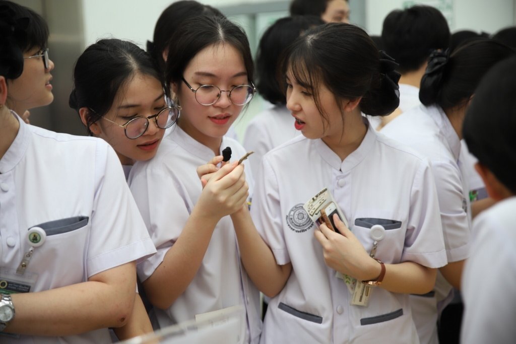 ต้อนรับคณะจากสถานการแพทย์แผนไทยประยุกต์ ศิริราชพยาบาล  ต้อนรับคณะจากสถานการแพทย์แผนไทยประยุกต์ ศิริราชพยาบาล
