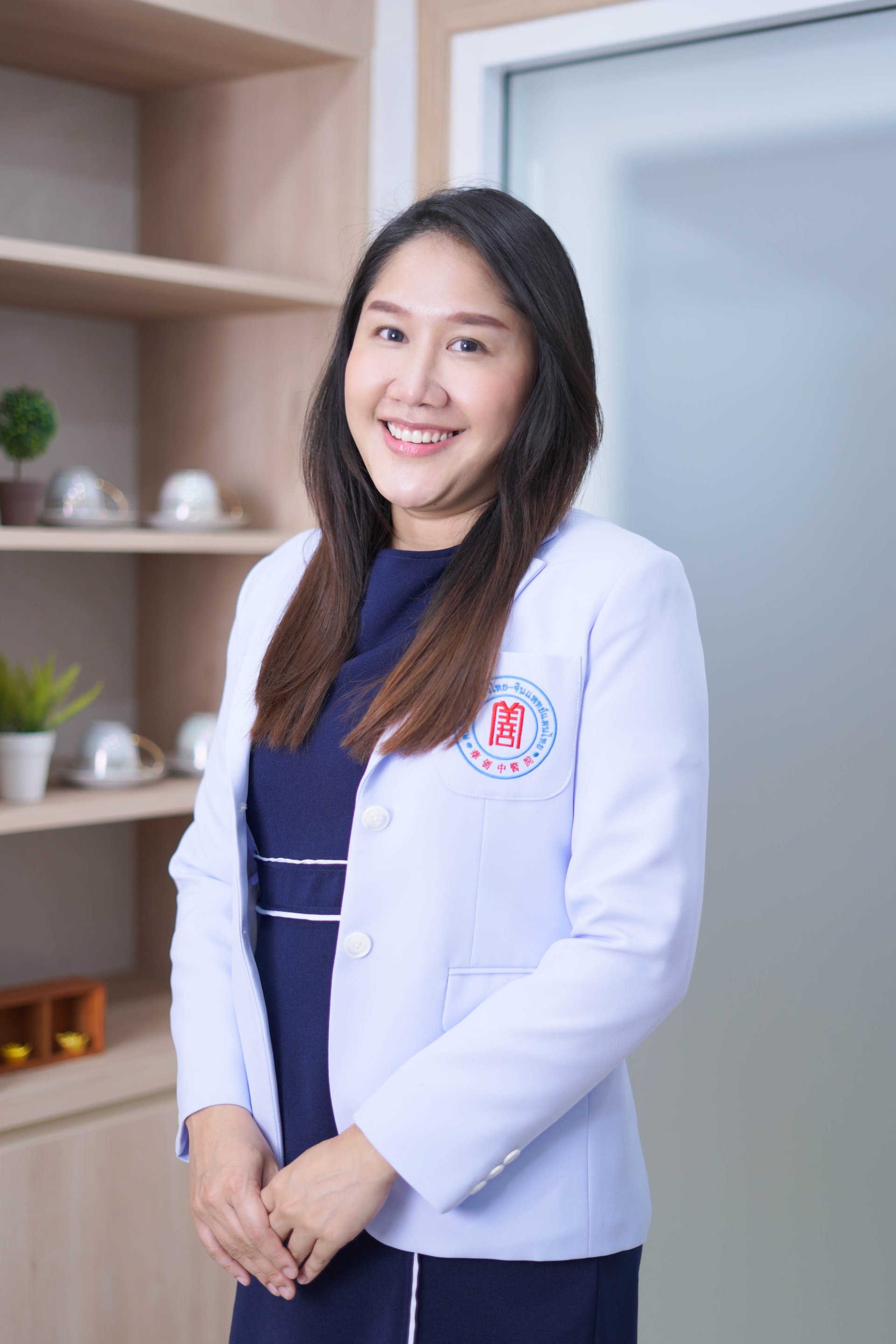 แพทย์จีนอาวุโส รติกร อุดมไพบูลย์วงศ์ (หมอจีน เวิน เจิน ฮุ่ย) แพทย์จีนอาวุโส รติกร อุดมไพบูลย์วงศ์ (หมอจีน เวิน เจิน ฮุ่ย)