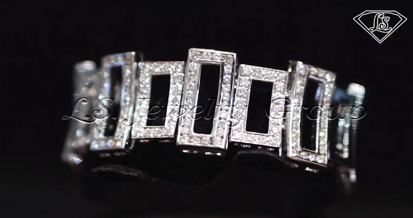 หลักการเลือกกำไลเพชร อย่างถูกวิธี By LS Jewelry Group #Lee Seng หลักการเลือกกำไลเพชร อย่างถูกวิธี By LS Jewelry Group #Lee Seng