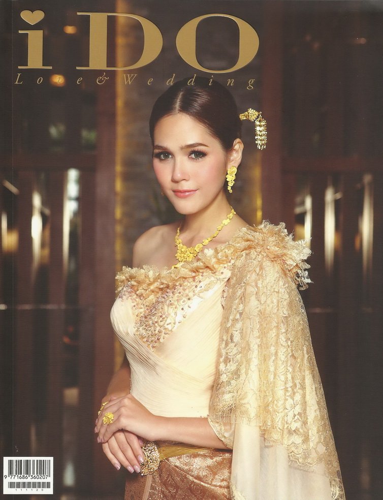 ประมวลภาพบรรยากาศงาน Bangkok Gems & Jewelry Fair 48th โดย L.S. Oriental Jewelry (L.S. Jewelry Group) ในนิตยสาร I DO  ISSUE 50  November - December 2011