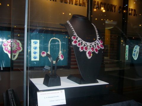 Elite 2008 Jewelry Design Award in Bangkok Gems & Jewelry Fair by L.S. Jewelry Group