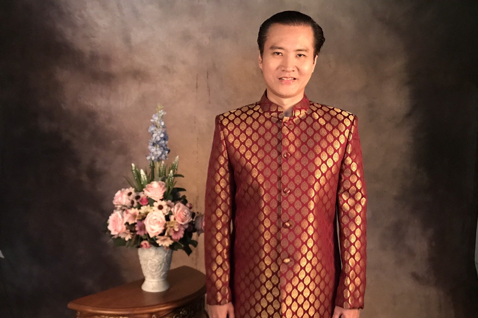 ดร.พีรวัฒน์-ดร.ธัชวิน  สุรเศรษฐ M.D.ห้างเพชรหลีเสง (L.S.Jewelry Group), ประธานกต.ตร.กทม.(ภาคประชาชน), ประธานกต.ตร.บก.น.1-ประธานกต.ตร.กองบังคับการปฏิบัติการพิเศษ191-ประธานกต.ตร.สน.ชนะสงคราม, รองประธานที่ปรึกษากองบัญชาการตำรวจท่องเที่ยว, คุณศักดิ์ณรงค์ โลจน