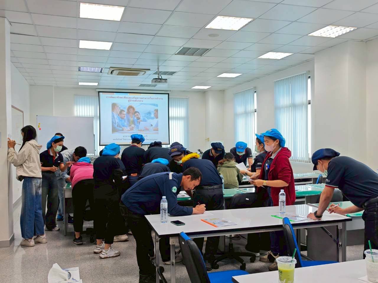 หลักสูตร #การพัฒนาทักษะเพิ่มและเสริมความสามารถในการทำงานของผู้นำระดับกลาง