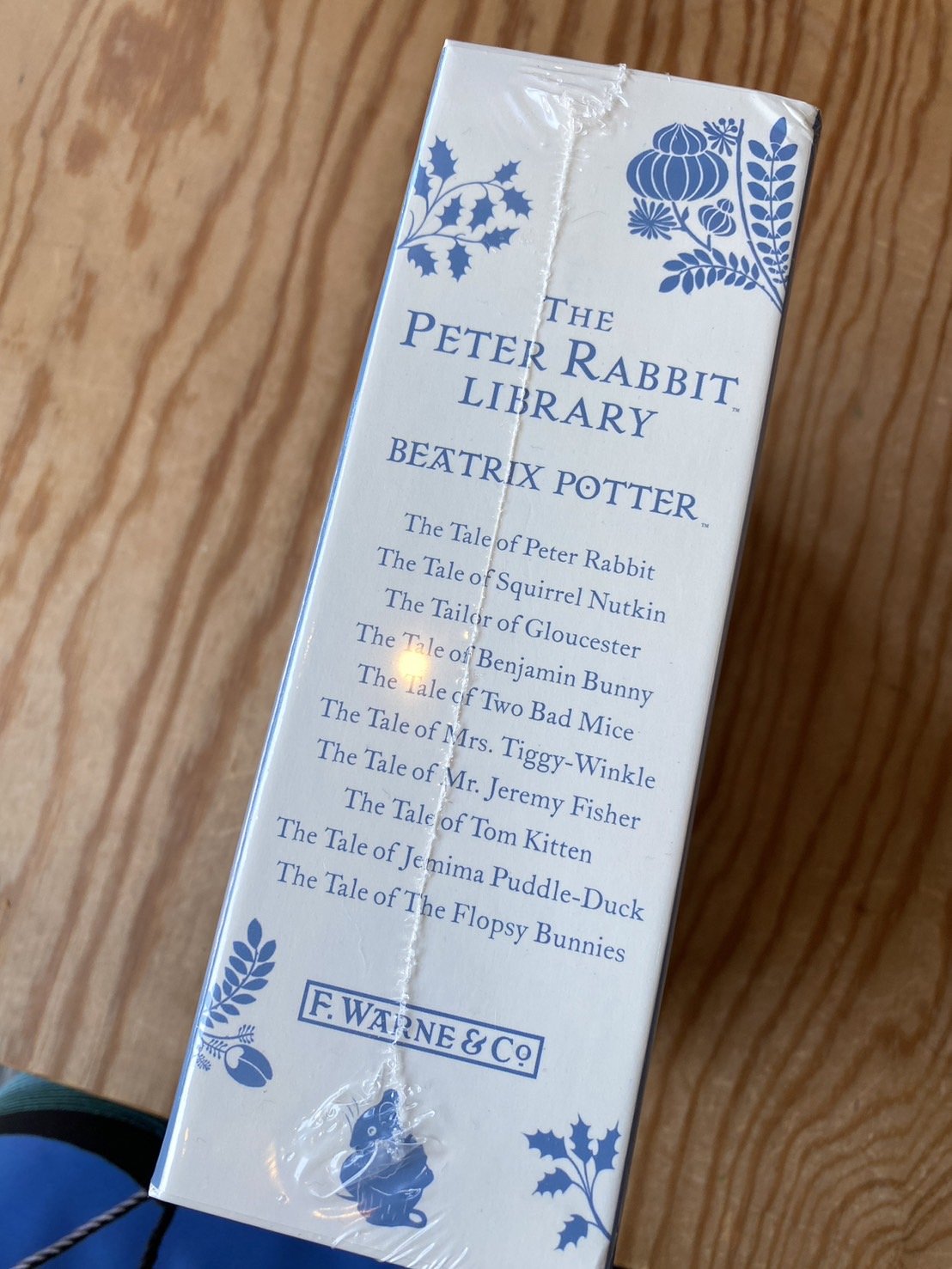 (Eng) (ใหม่มือ1 มีตำหนิเล็กน้อย) The World of Peter Rabbit Peter Rabbit ...