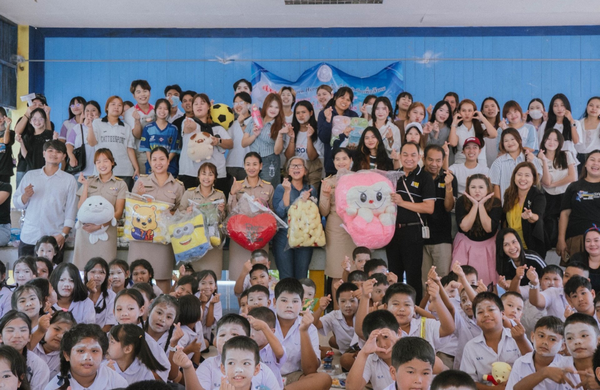 กิจกรรม สอนน้องพอเพียง ณ โรงเรียนวัดหนองมะค่า อำเภอโพธาราม จังหวัดราชบุรี