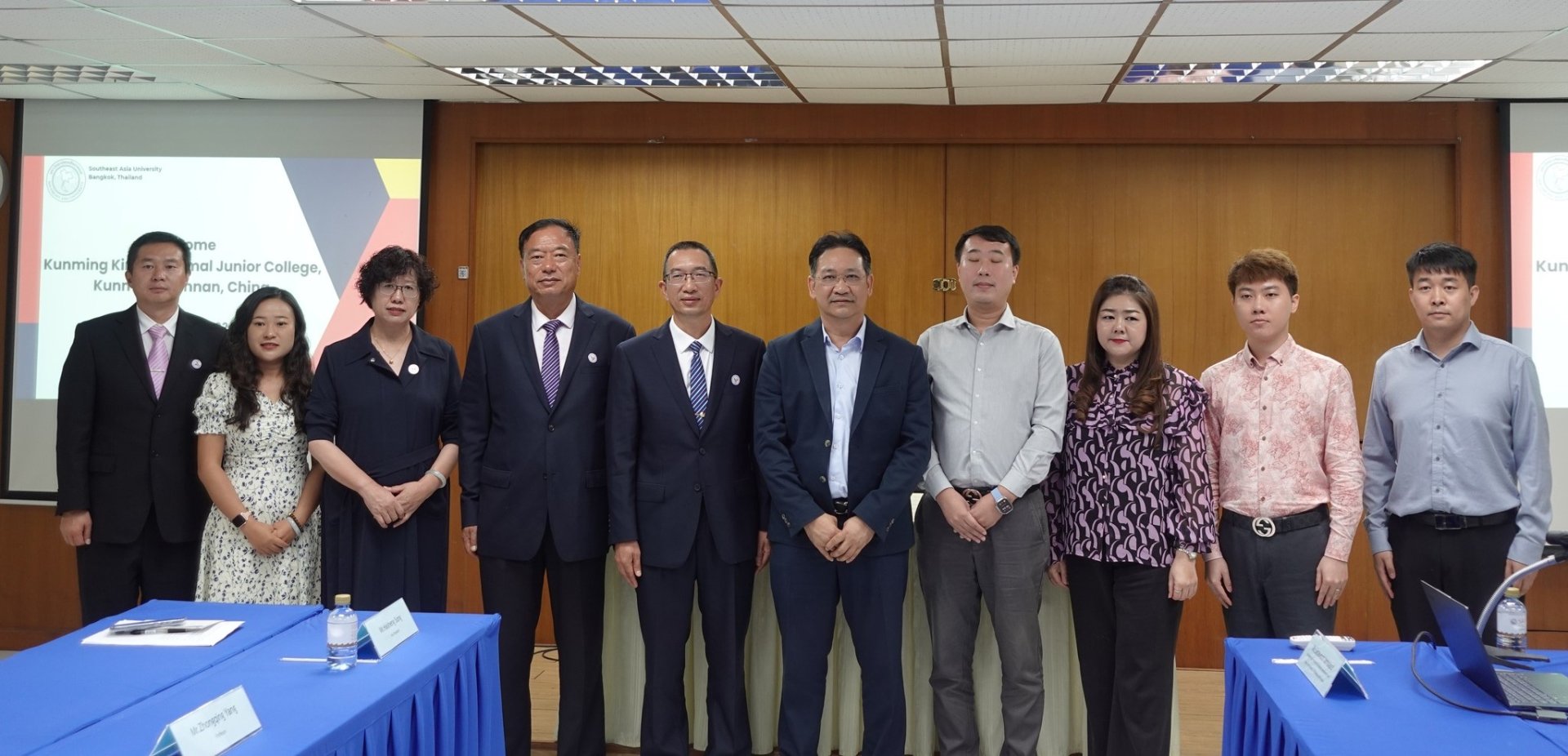 ต้อนรับคณะผู้บริหารจาก Kunming Kinder Normal Junior College, Kunming, Yunnan, China