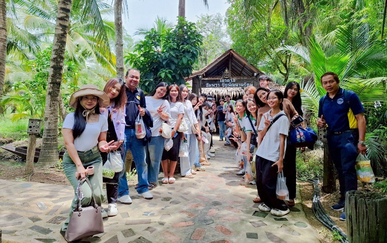 ศึกษาดูงาน โครงการอัมพวาชัยพัฒนานุรักษ์ จ.สมุทรสงคราม