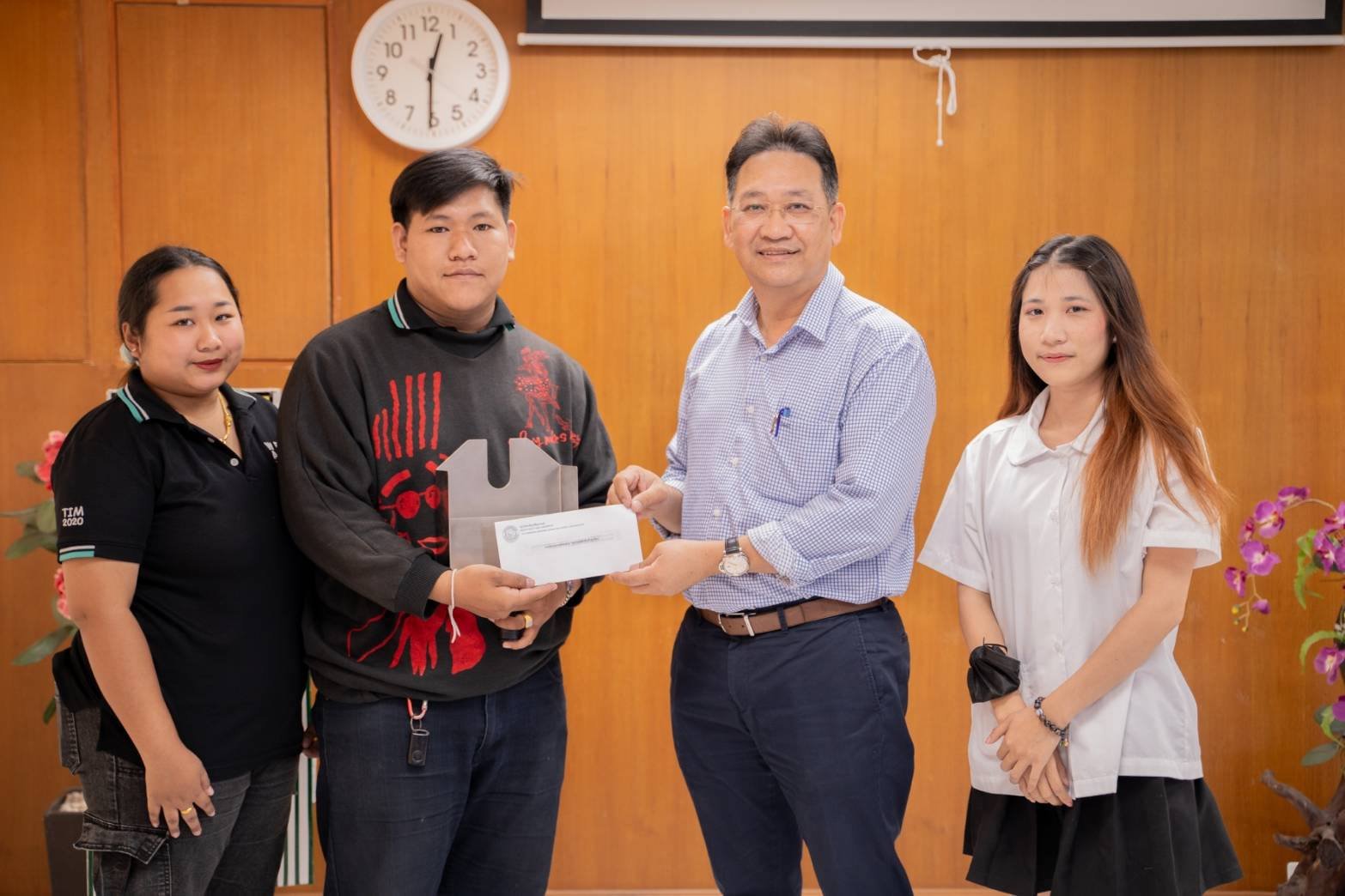 การประกวดแข่งขันนวัตกรรมสิ่งประดิษฐ์ การประกวดแข่งขันนวัตกรรมสิ่งประดิษฐ์