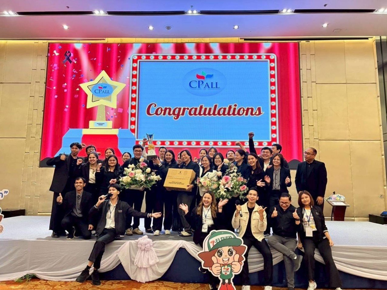 การสัมมนาครูต้นแบบระบบทวิภาคี รุ่นที่ 10 ในหัวข้อ "Harmony รวมพลัง 5 รัก 5 ร่วม"