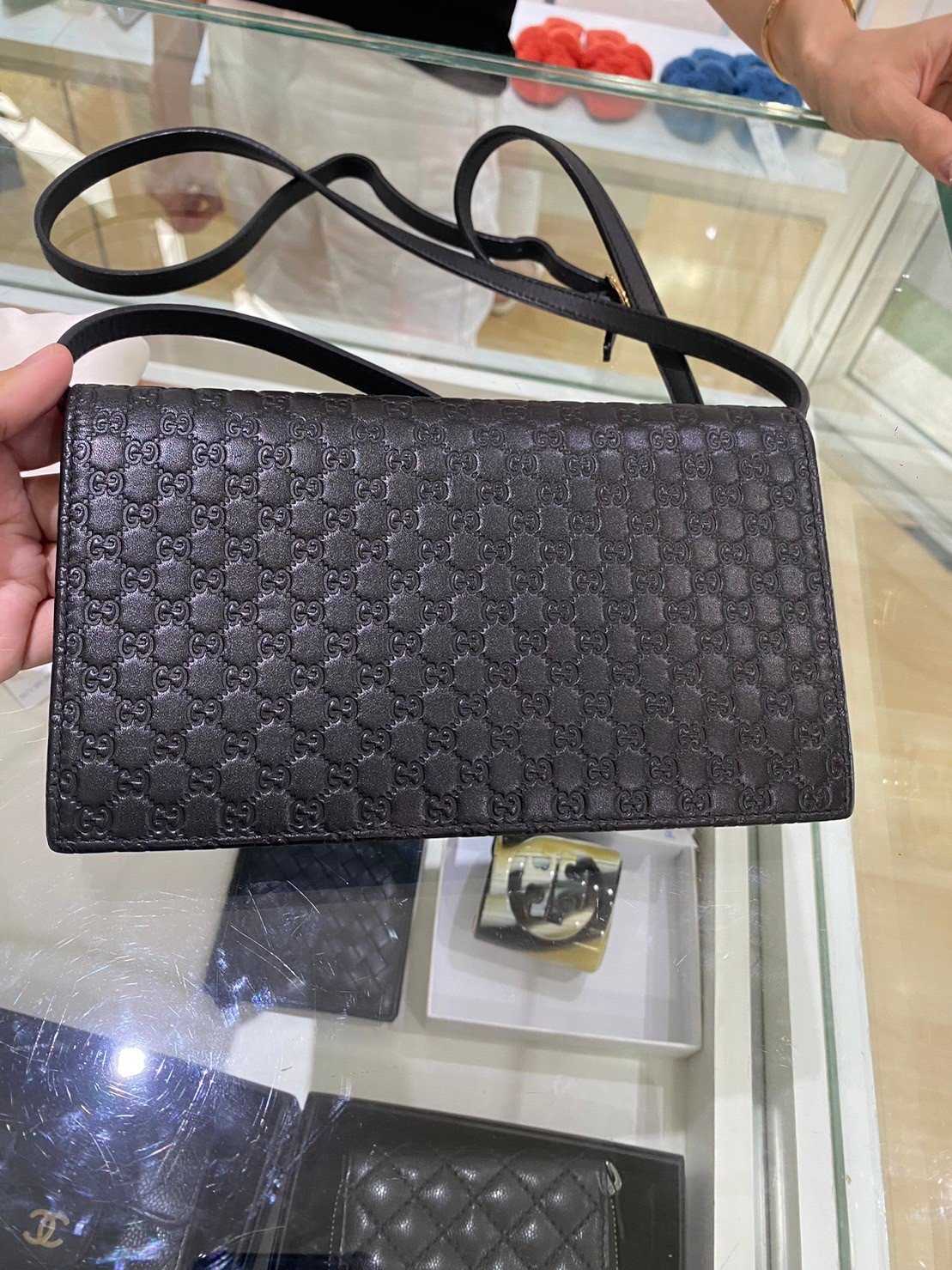 Gucci hotsell woc black