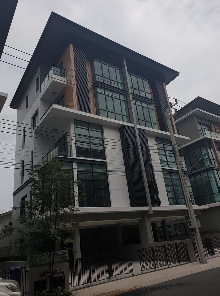 EHL-233835 ให้เช่า อาคาร โฮมออฟฟิต ทั้งหลัง 