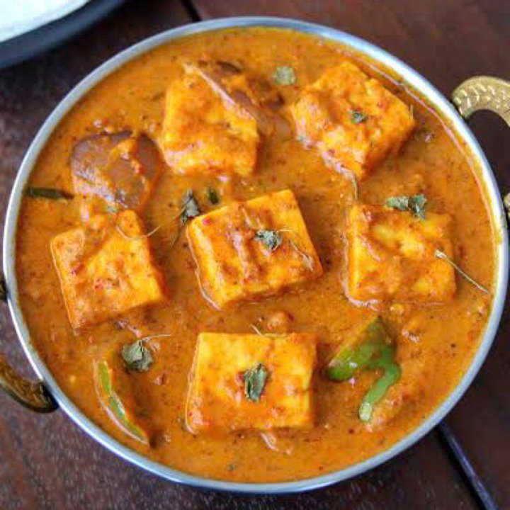 Paneer makhni masala - cottage cheese curry