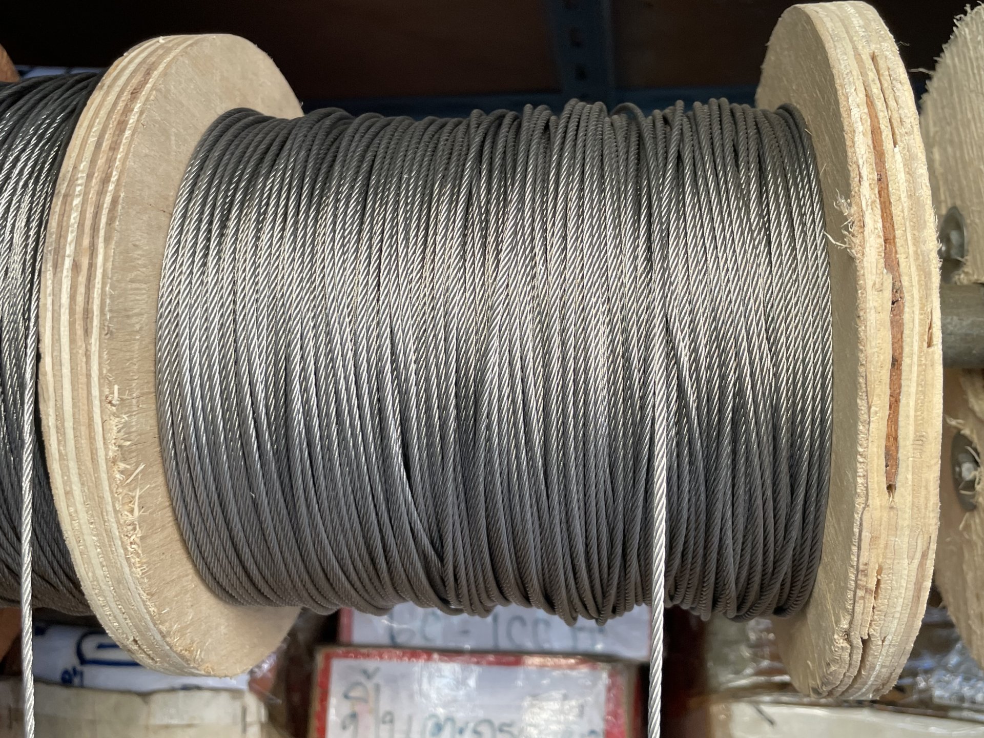ลวดสลิงสแตนเลส (304 Stainless Steel Wire Rope) ขนาดเส้นโต Diameter 2.0 mm (ราคาต่อ 1 เมตร)
