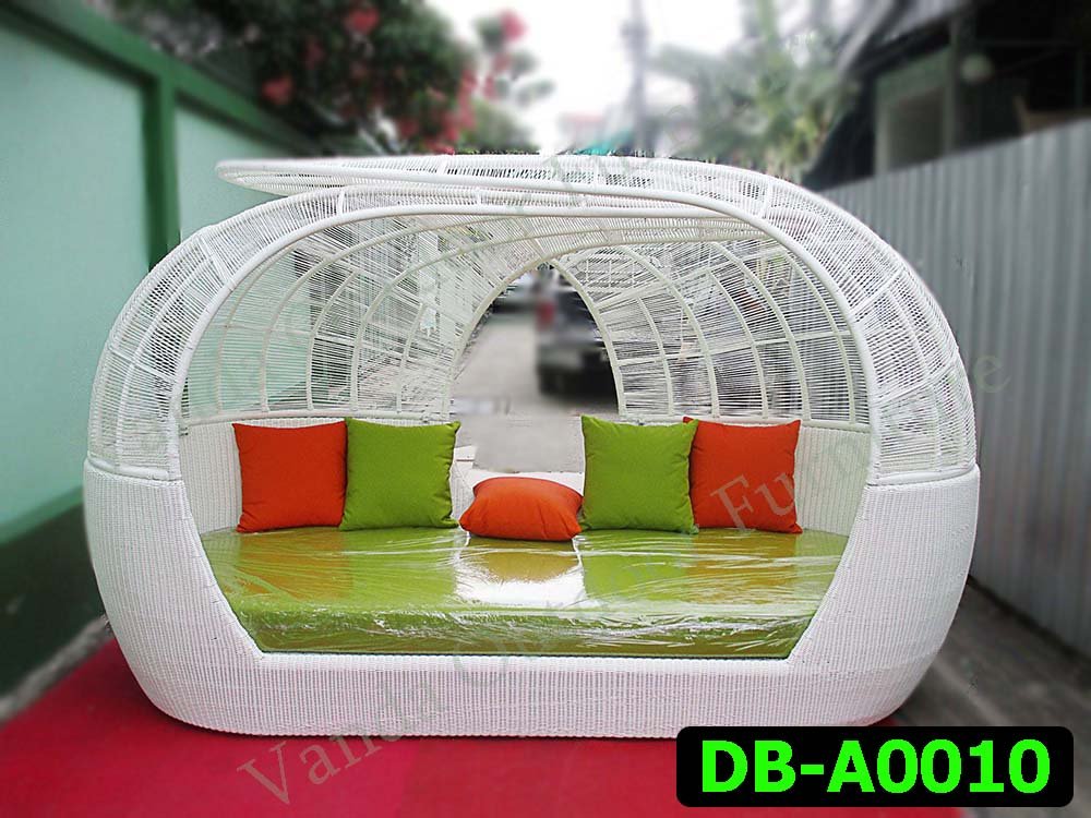 Rattan Daybed Product code DB-A0010