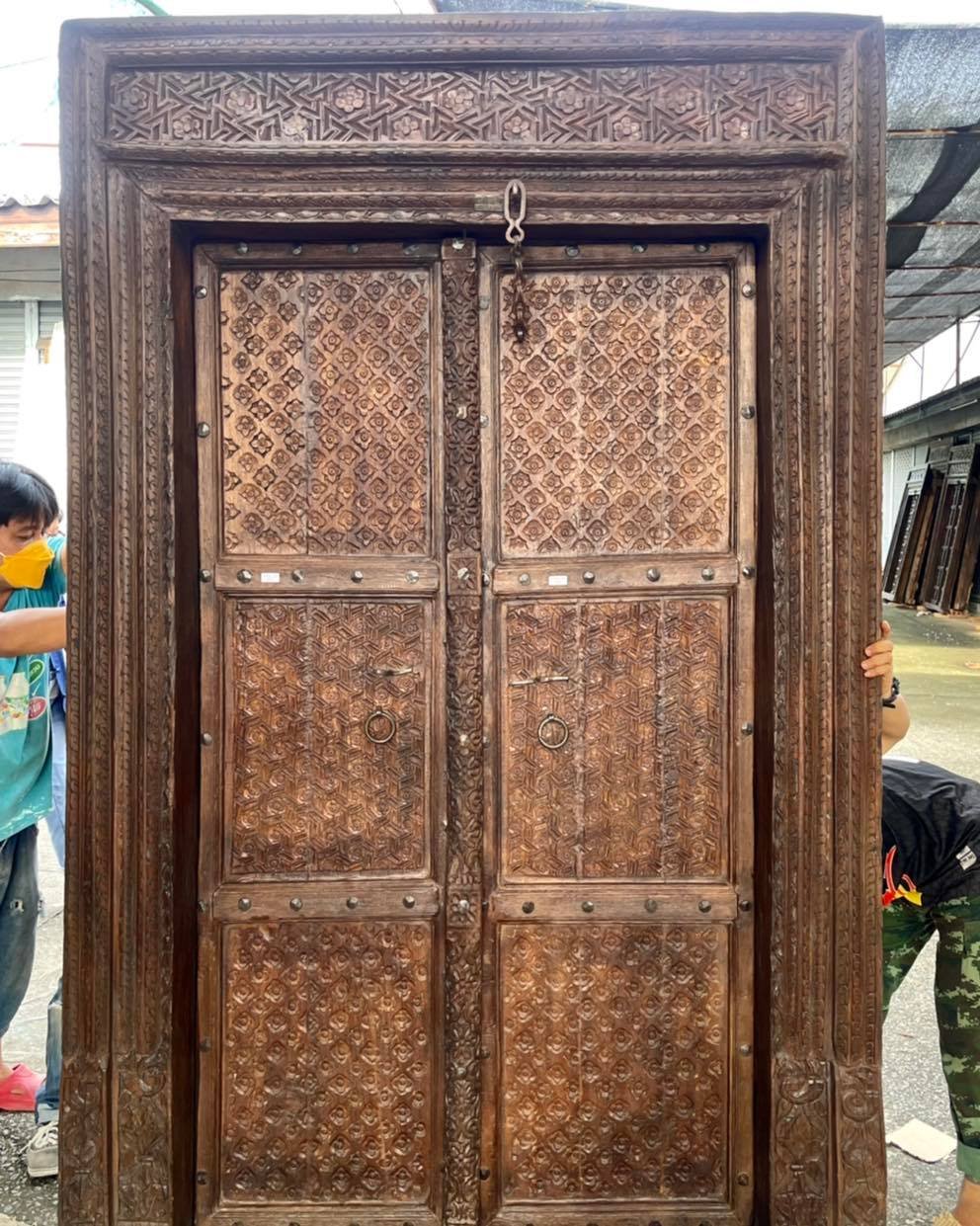 2XL3 Antique Carved Door from India