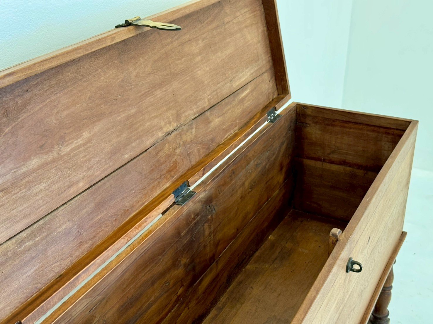 Concil Box Inage Antique Wooden Console Box