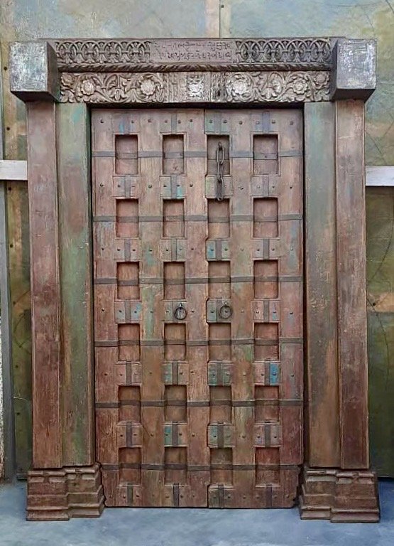 M88 Colonial Door with Distressed Green Color
