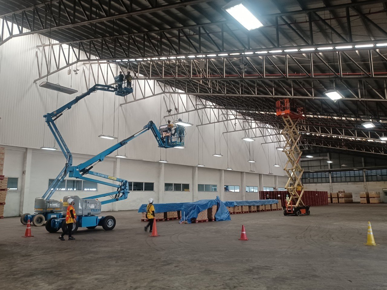 Big Cleaning - โรงงานกระทิงแดง  Big Cleaning - โรงงานกระทิงแดง