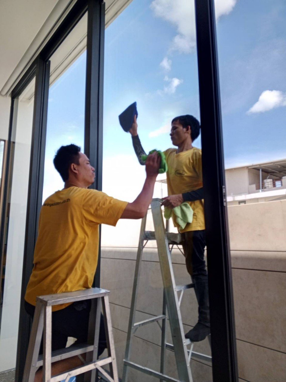 สะอาด วัดผลได้ ไว้ใจในคุณภาพงาน Cleaning Solution สะอาด วัดผลได้ ไว้ใจในคุณภาพงาน Cleaning Solution