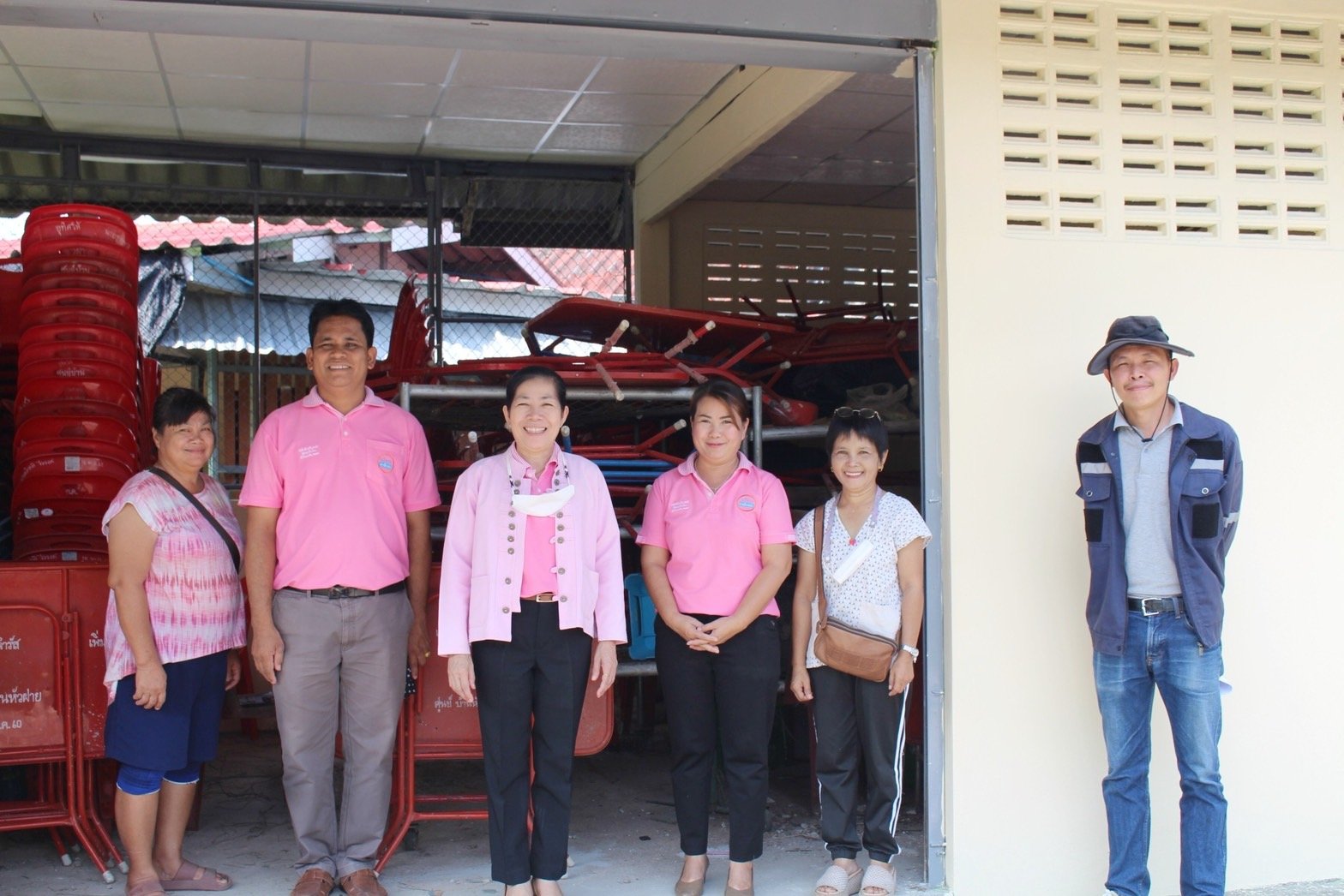 ลงพื้นที่ตรวจเยี่ยมโครงการซ่อมแซมอาคารจัดเก็บของหมู่ที่ 1