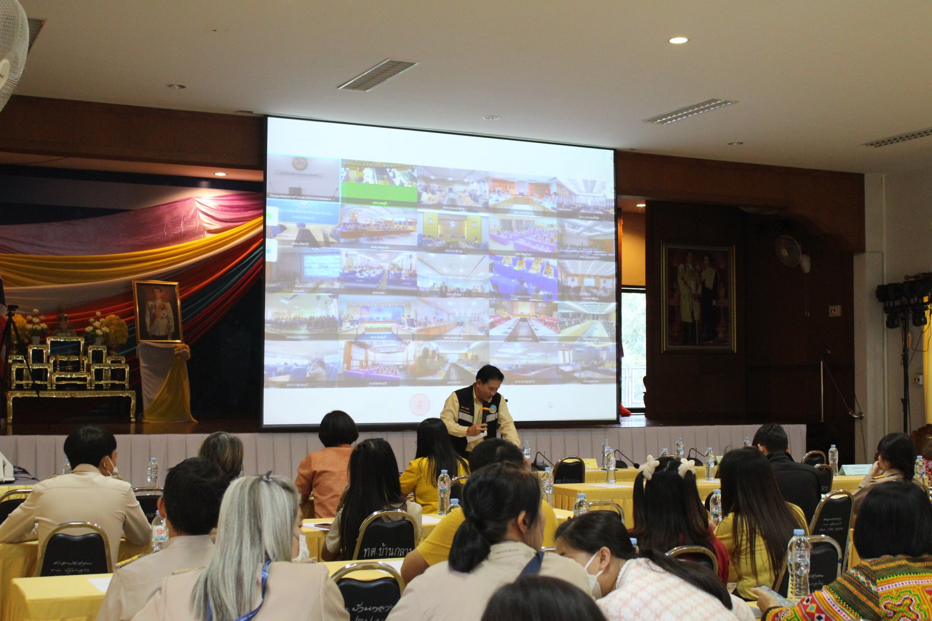  เข้าร่วมประชุมชักซ้อมเพื่อเสริมสร้างความรู้ความเข้าใจให้แก่องค์กรปกครองส่วนท้องถิ่นที่เป็นหน่วยรับงบประมาณตรง (องค์การบริหารส่วนจังหวัดและเทศบาล)