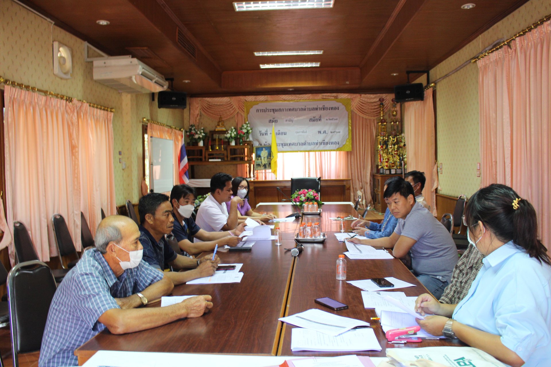 ประชุมคณะทำงานสำรวจกลิ่นดอกกัญชาจากโรงปลูกกัญชาภาคสนาม