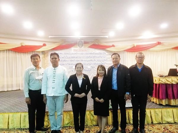 เข้าร่วมอบรมกลยุทธ์และเทคนิคการประชุมสภาท้องถิ่นแบบมืออาชีพ เรียนรู้ความสำเร็จและข้อผิดพลาดจากการปฏิบัติหน้าที่ในช่วงที่ผ่านมา และการปฏิบัติงานภายใต้อำนาจหน้าที่ตามกฎหมายหลัก กฎหมายจัดตั้ง และกฎหมายกำหนดแผนขั้นตอนการกระจายอำนาจที่ปรับปรุงใหม่