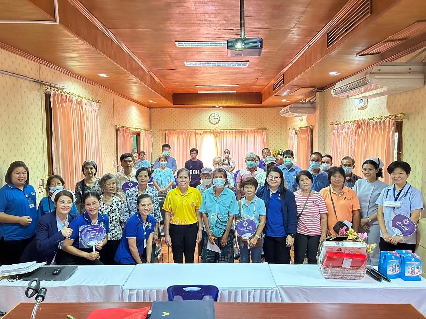 เปิดโครงการคัดกรองต้อกระจกในผู้สูงอายุ