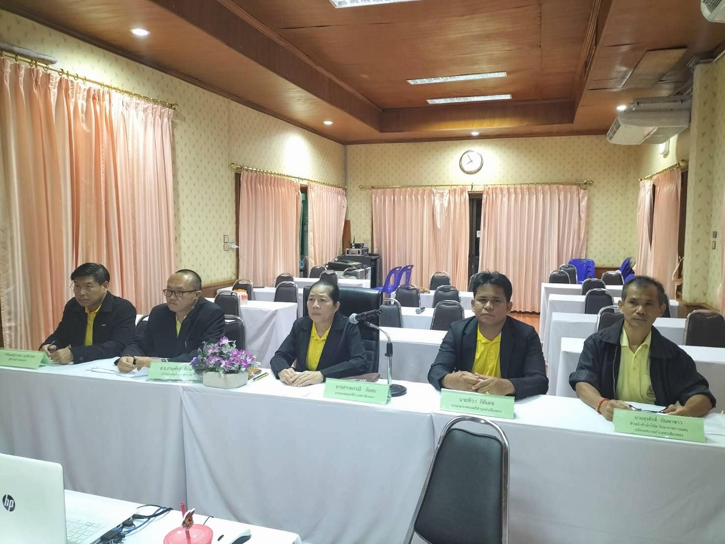 เข้าร่วมการประชุมชี้แจงแผนงานพื้นฐานและแผนงานยุทธศาสตร์ ต่อคณะอนุกรรมาธิการท้องถิ่น