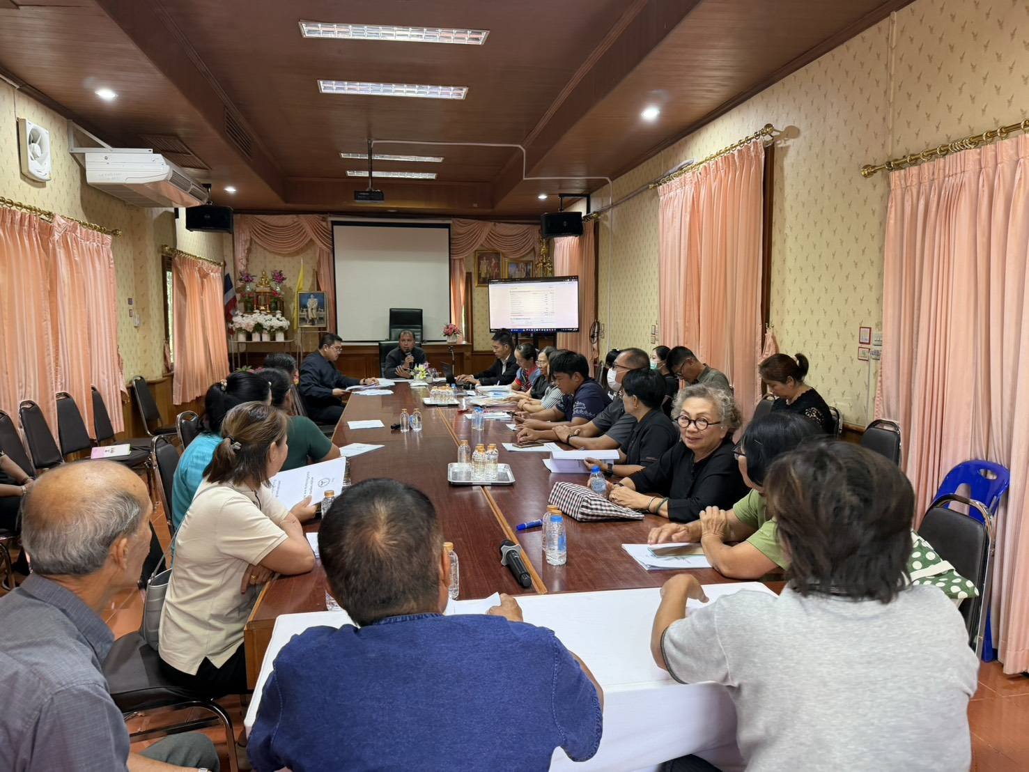 ประชุมจัดทำแผนสุขภาพและแผนการเงินของกองทุนระบบหลักประกันสุขภาพ